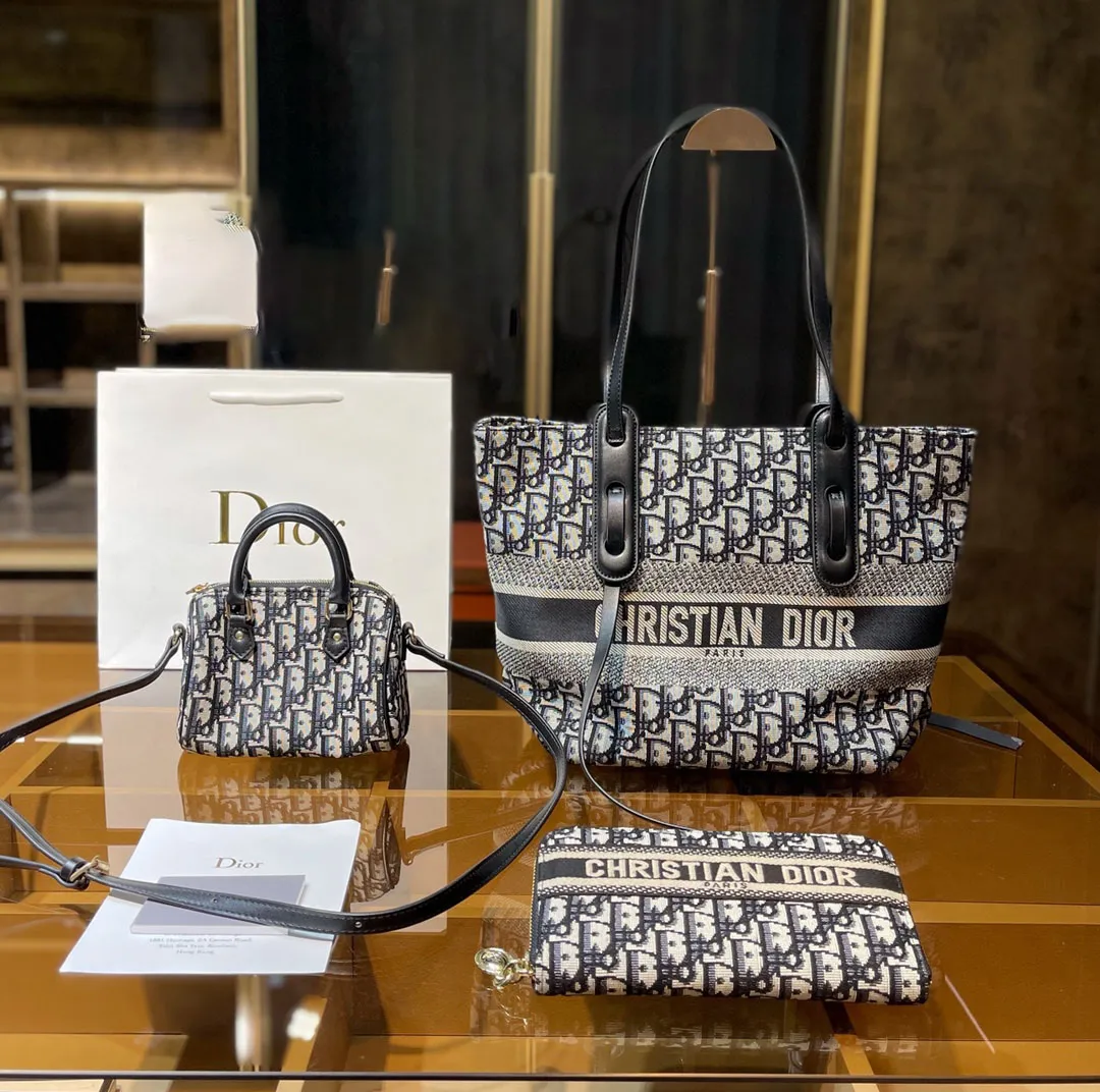 ♪直営店・公式Online♪Dior 30 MONTAIGNE NANO POUCH DHL配送3点セット お得